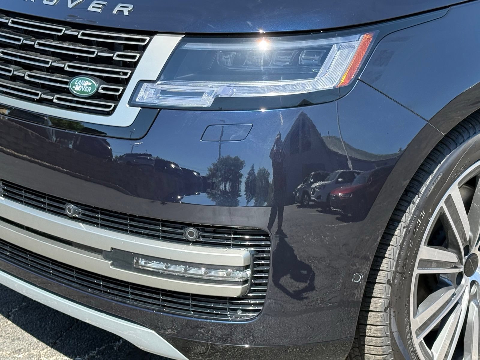 New 2026 Land Rover Range Rover Long Wheelbase Autobiography AWD/4WD image 11