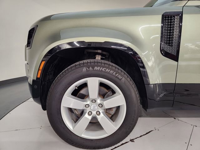 Used 2022 Land Rover Defender 110 S image 11