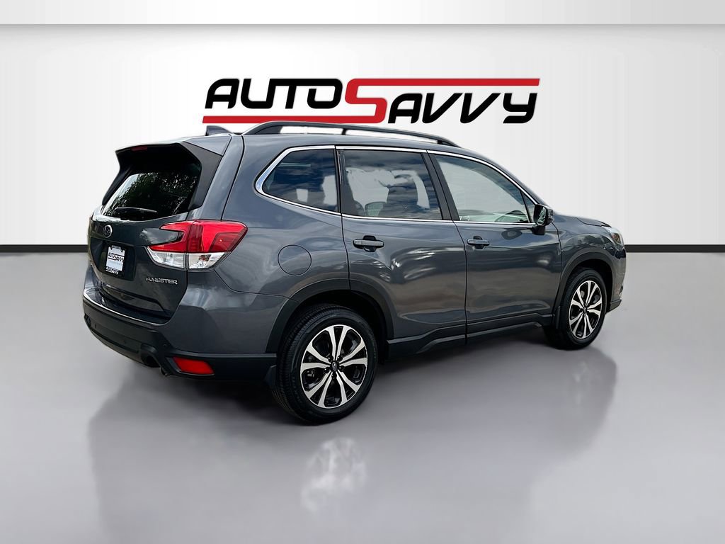 Used 2023 Subaru Forester Limited image 7