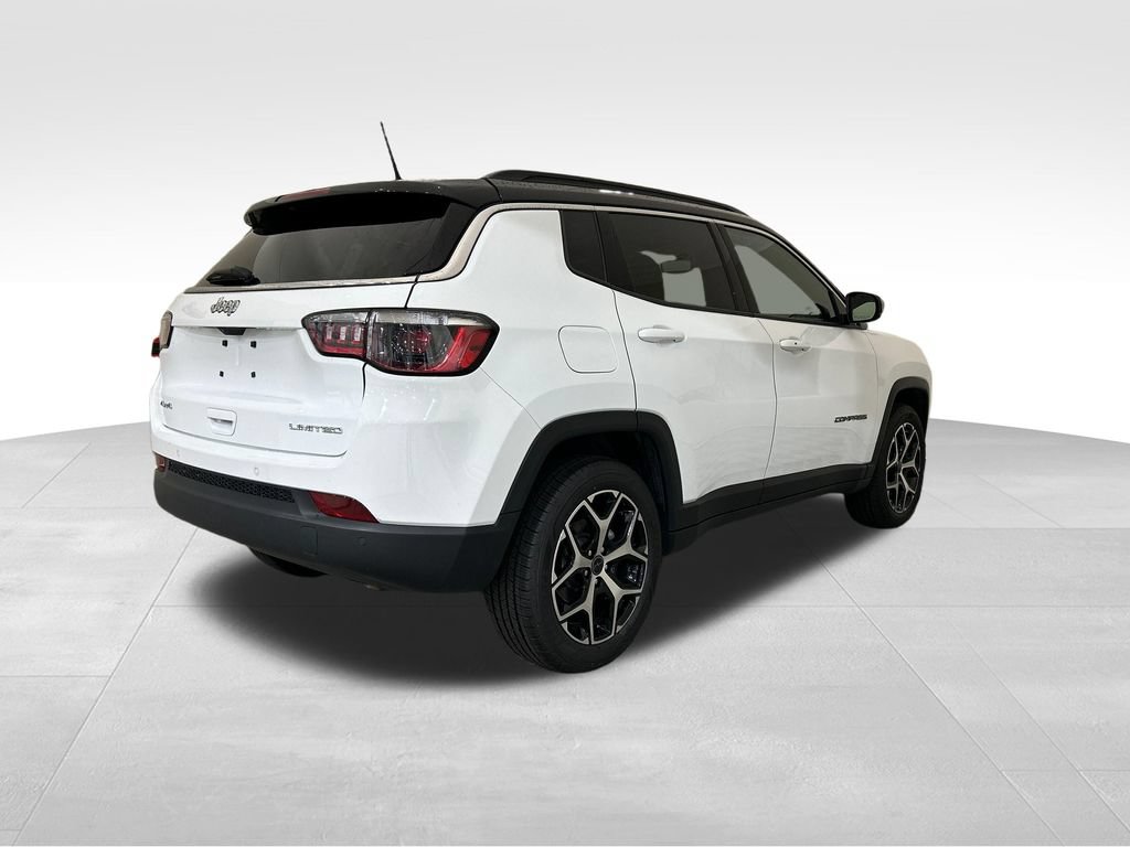 Used 2025 Jeep Compass Limited AWD/4WD image 5