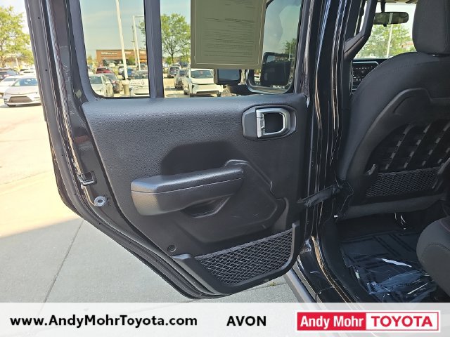 Used 2019 Jeep Wrangler Unlimited Rubicon AWD/4WD image 28