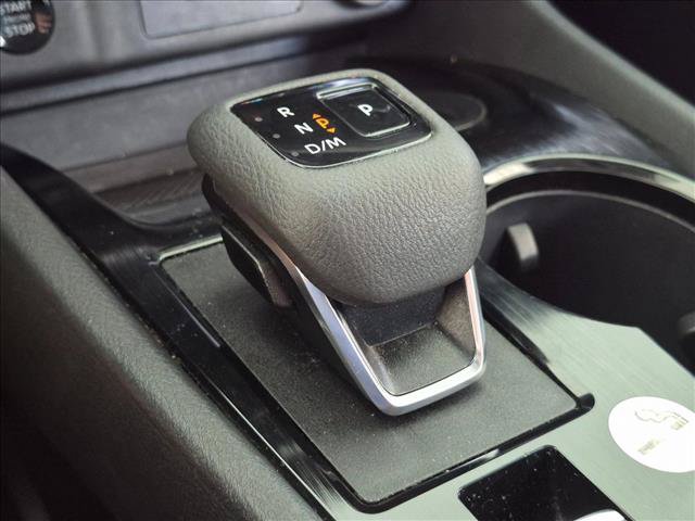 Used 2024 Nissan Rogue SV AWD/4WD image 8