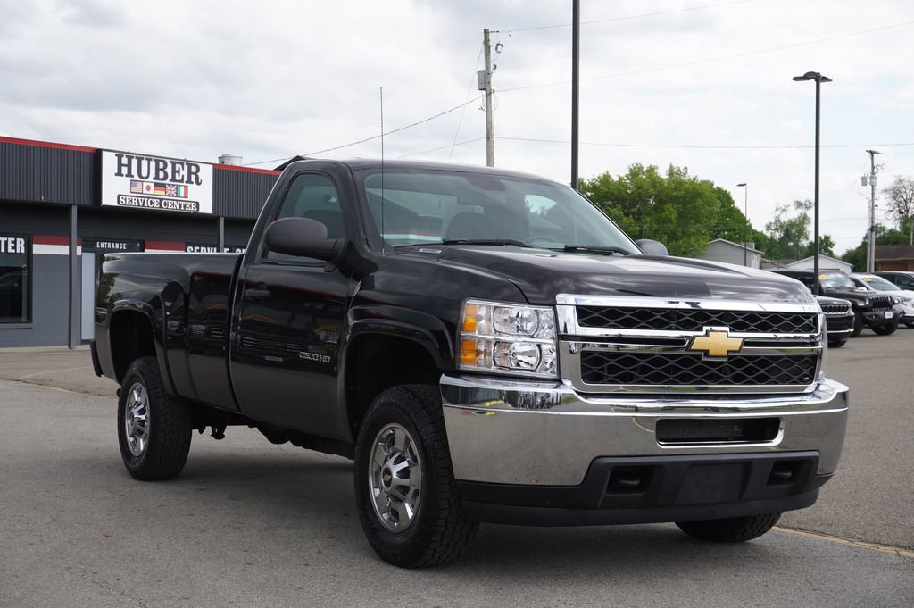 Used 2014 Chevrolet Silverado 2500 W/T w/ Snow Plow Prep Package AWD/4WD image 9