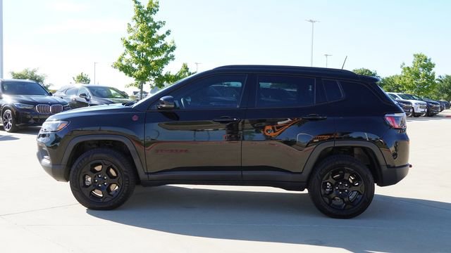 Used 2023 Jeep Compass Trailhawk image 6
