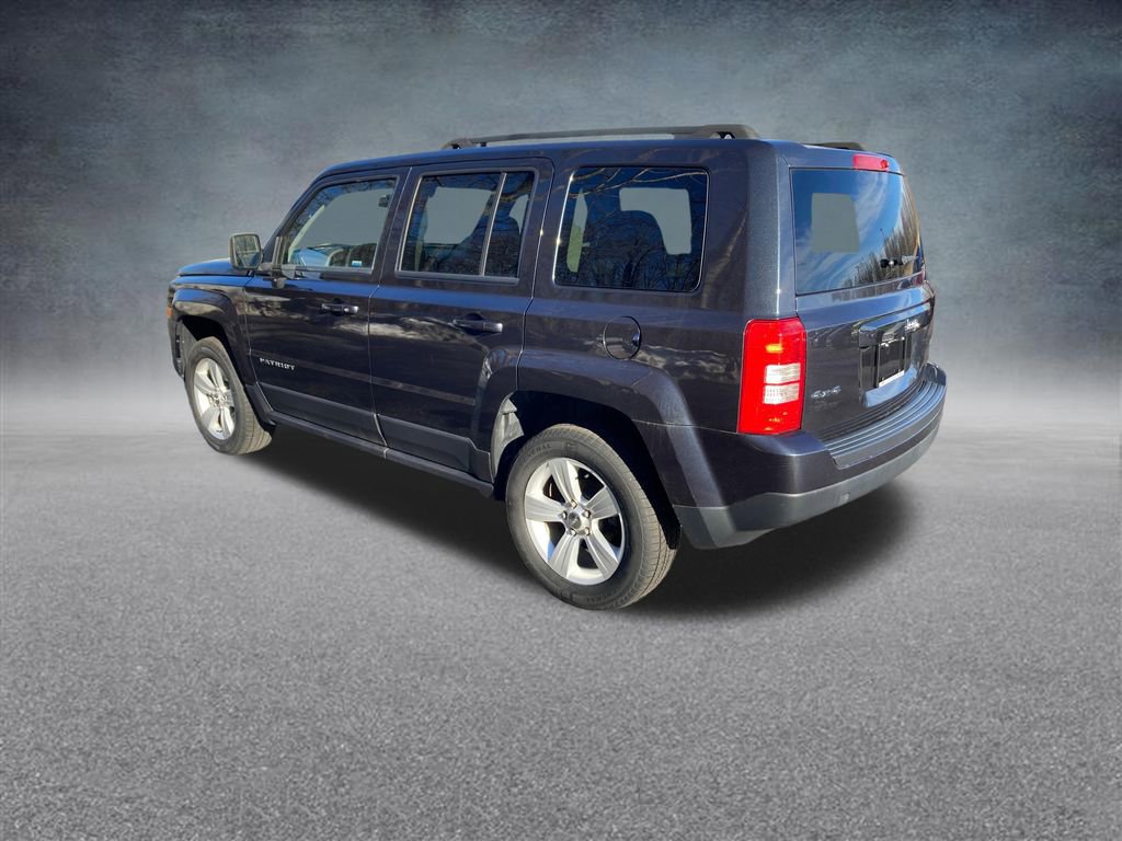 Used 2015 Jeep Patriot Latitude image 3