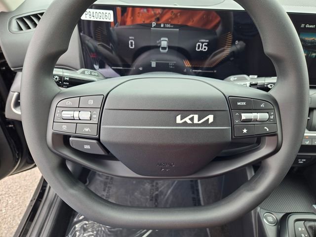 New 2026 Kia K4 LXS image 16