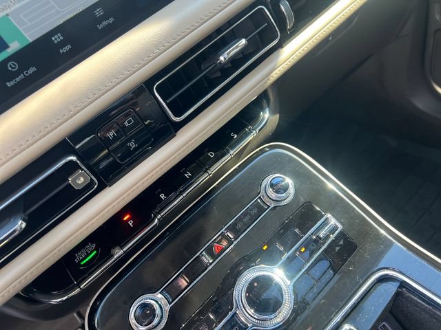Certified 2023 Lincoln Nautilus Reserve AWD/4WD image 28