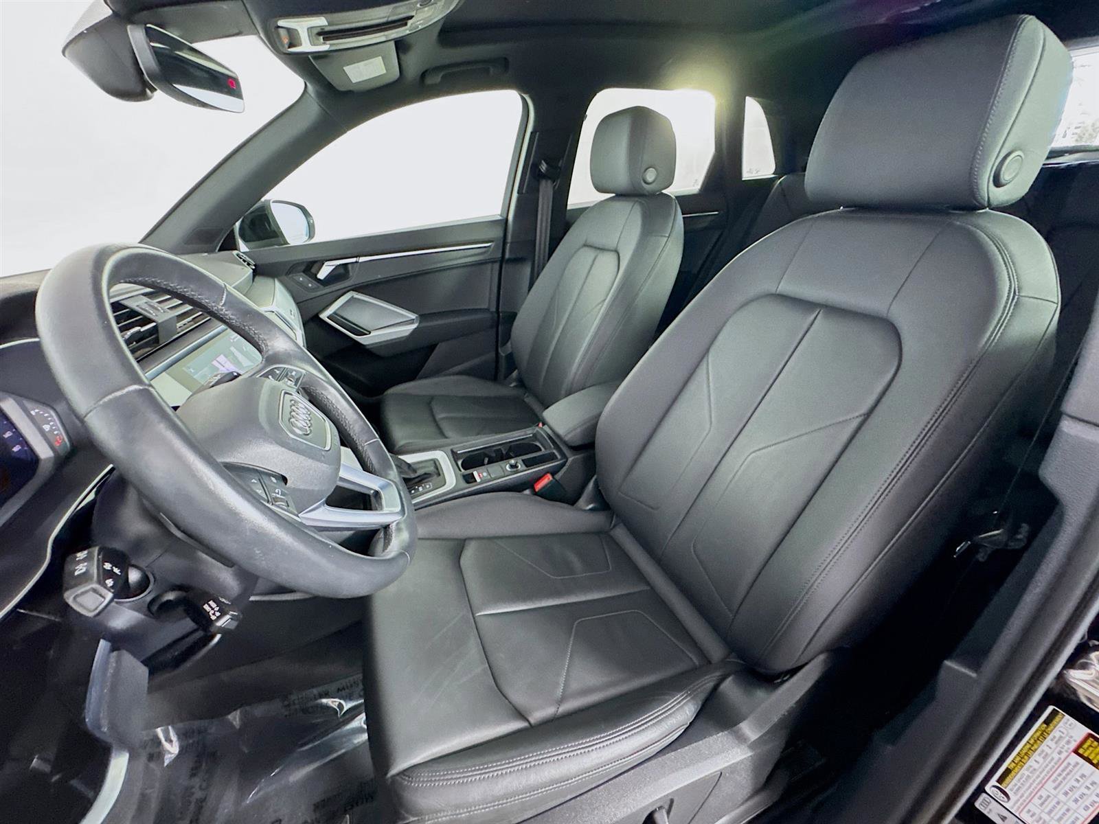 Used 2021 Audi Q3 2.0T Premium w/ Convenience Package image 12