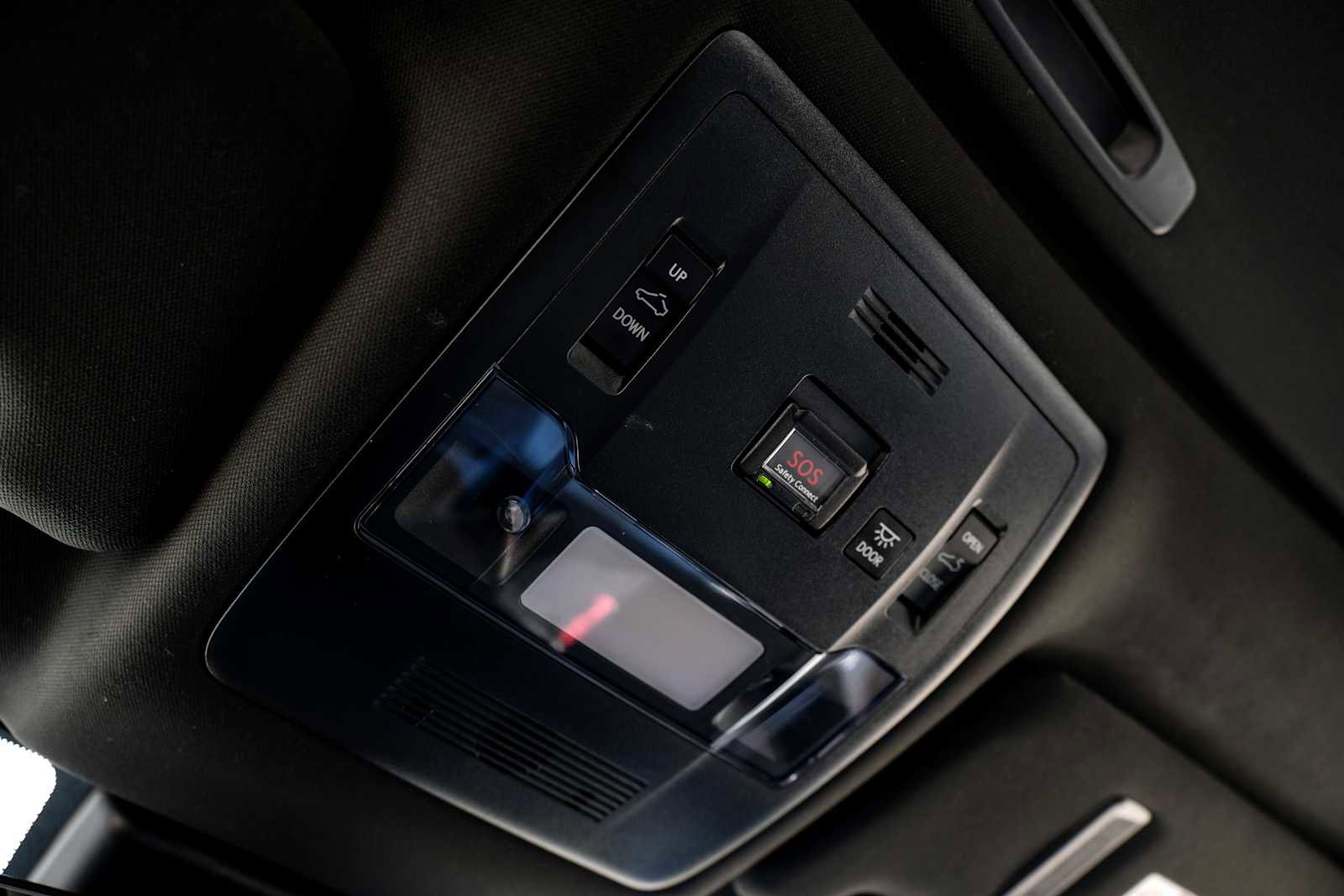 Used 2019 Lexus UX 200 image 27