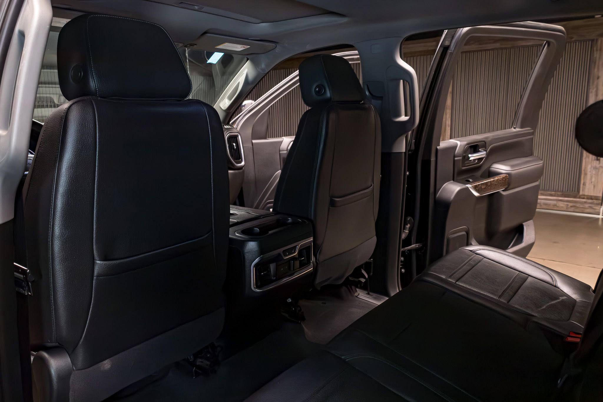 Used 2020 GMC Sierra 3500 Denali w/ Denali Ultimate Package image 24