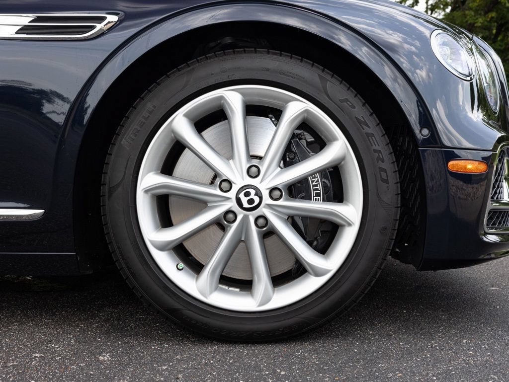 Used 2024 Bentley Flying Spur V8 AWD/4WD image 81