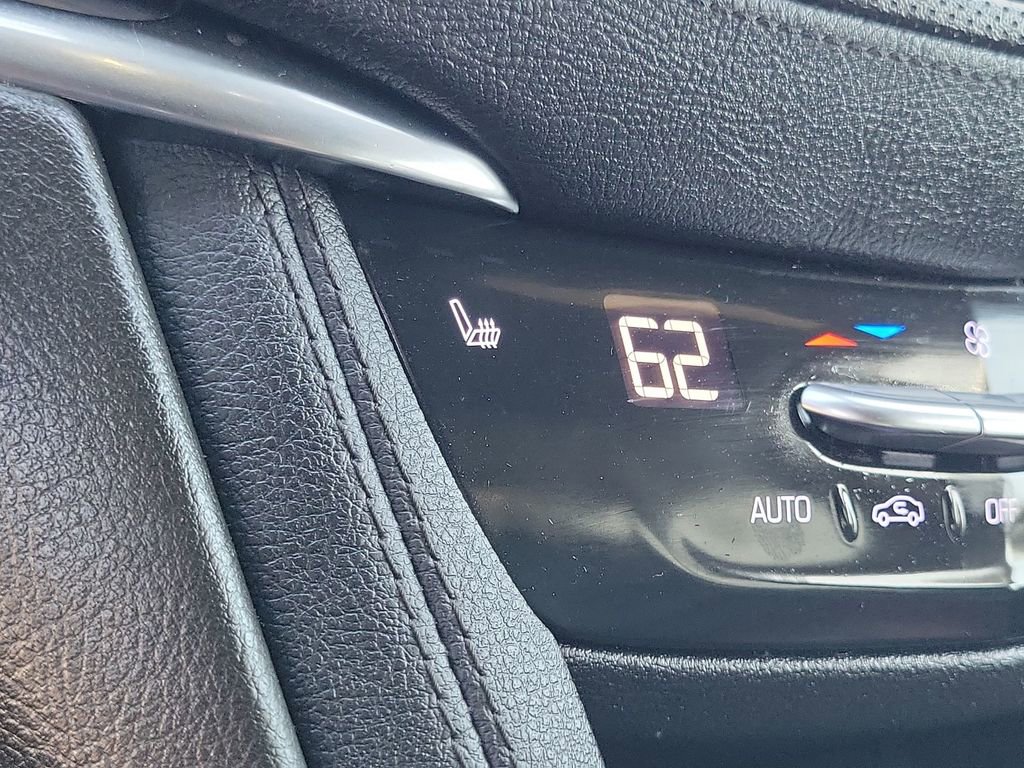 Certified 2023 Cadillac XT5 Luxury image 33