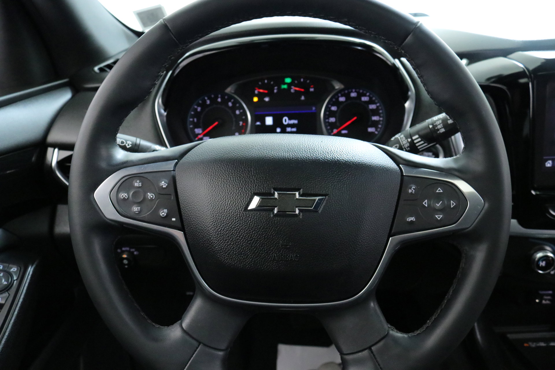 Used 2023 Chevrolet Traverse RS image 12