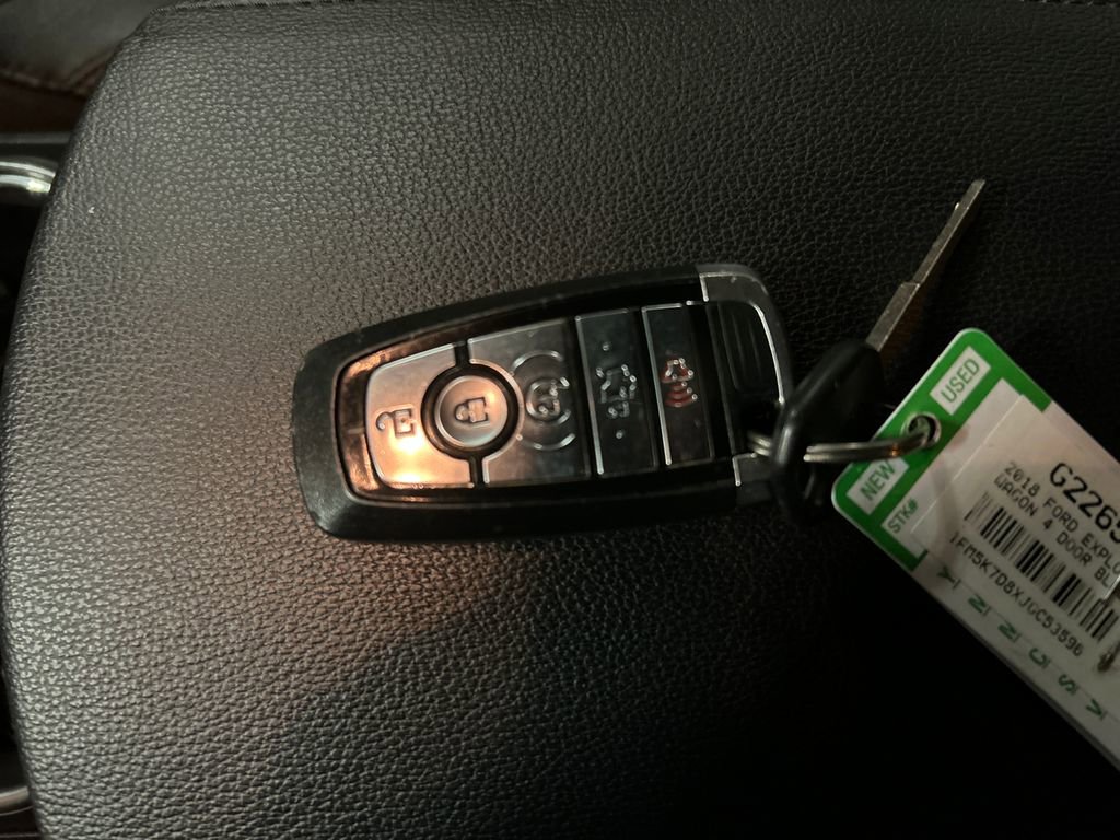 Used 2018 Ford Explorer XLT w/ Equipment Group 202A image 22