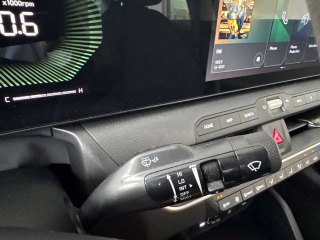 Used 2025 Kia K4 FWD image 20