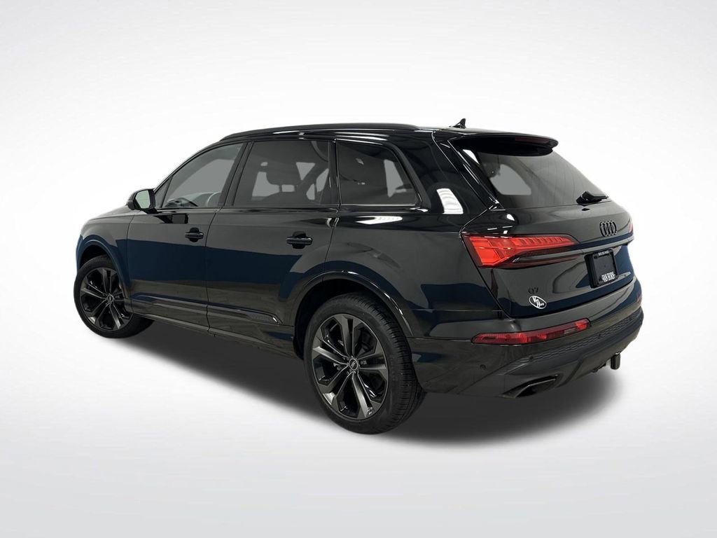 Used 2025 Audi Q7 3.0T Premium Plus image 3