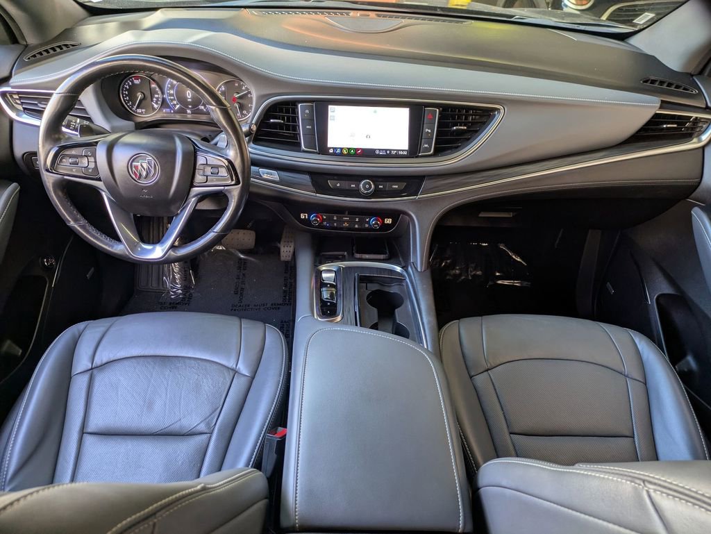 Used 2024 Buick Enclave Premium AWD/4WD image 25