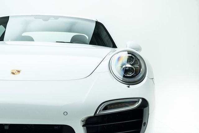 Used 2014 Porsche 911 Turbo S AWD/4WD image 7