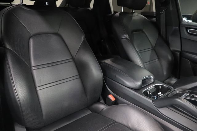 Used 2019 Porsche Cayenne S AWD/4WD image 32