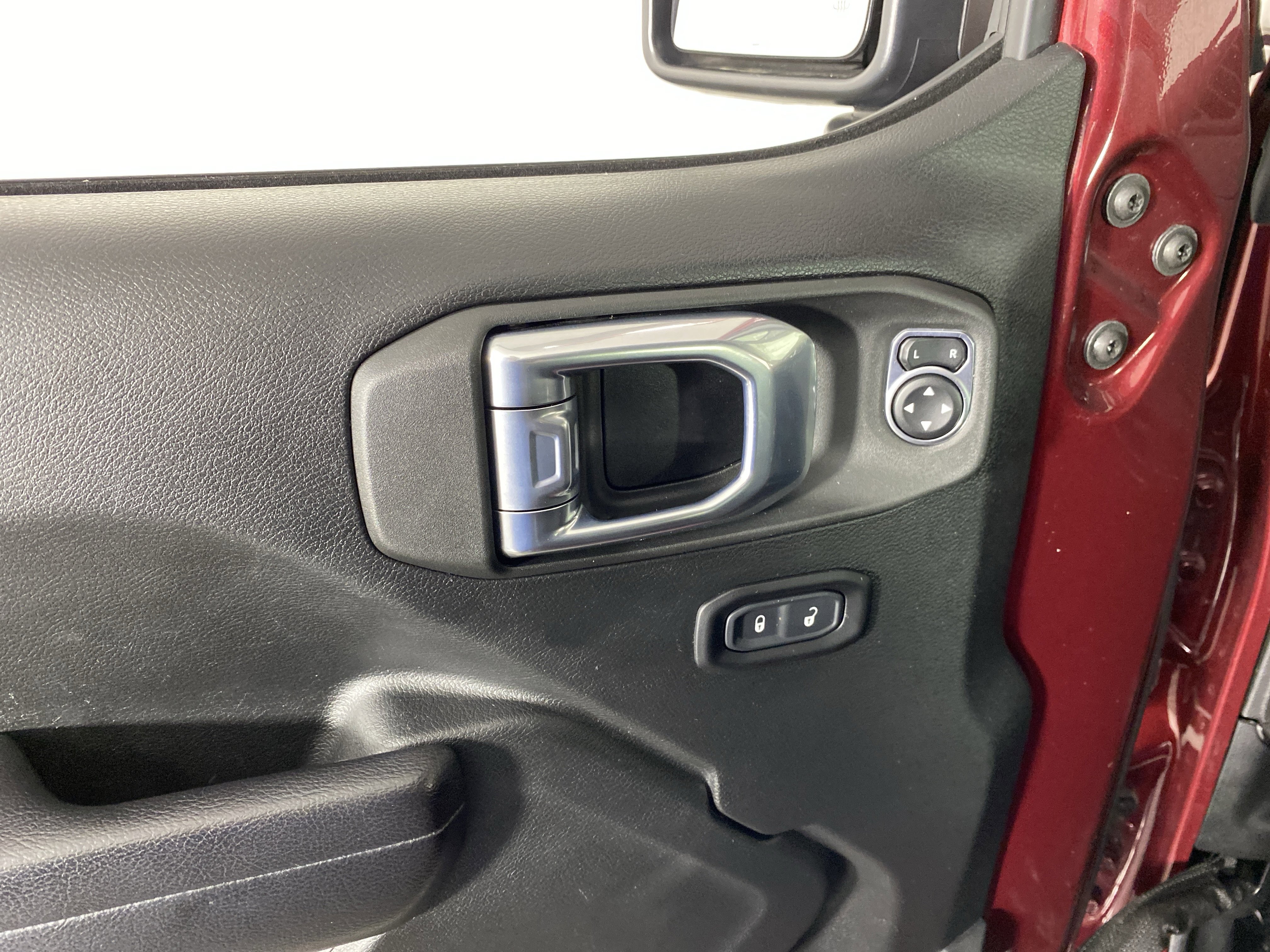 Used 2021 Jeep Wrangler Unlimited Sport AWD/4WD image 14