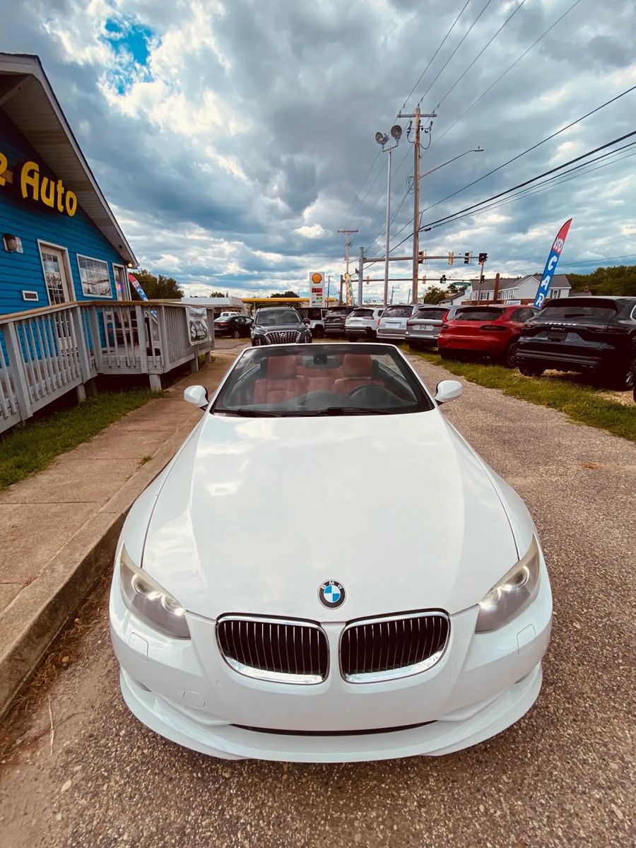 Used 2013 BMW 328i Convertible RWD image 8