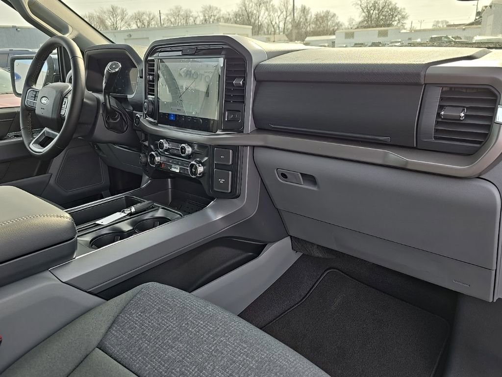 New 2025 Ford F150 XLT w/ Equipment Group 302A MID image 60