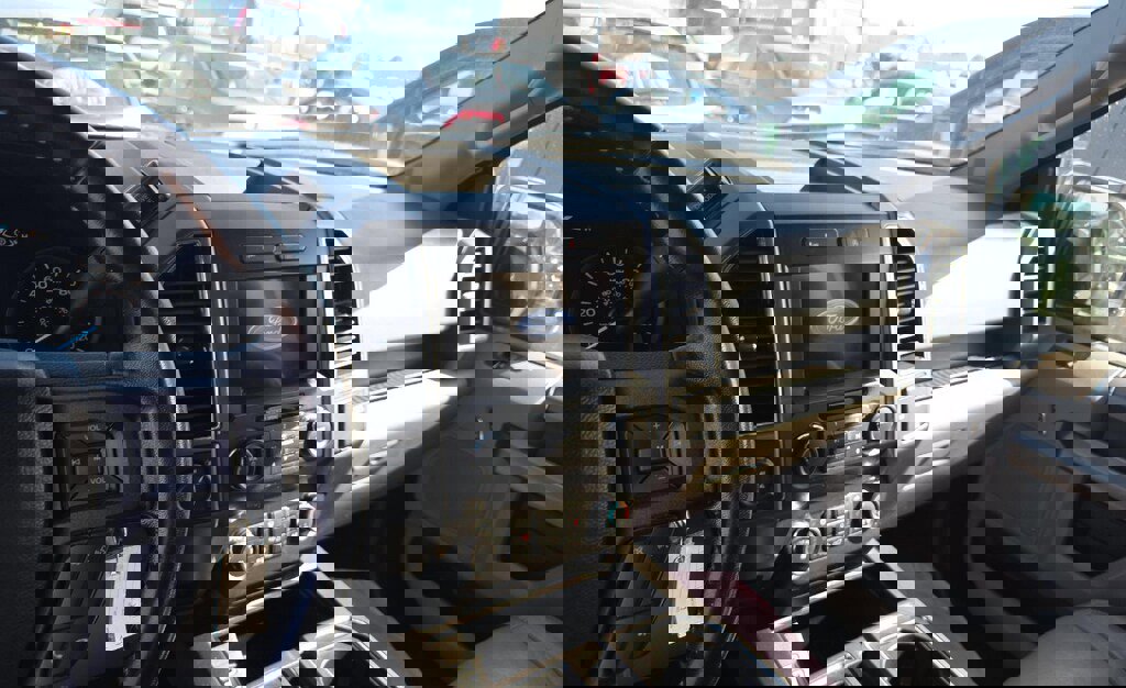 Used 2020 Ford F150 XLT w/ Equipment Group 302A Luxury image 11