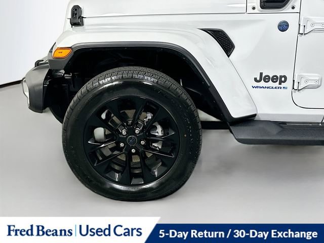 Used 2025 Jeep Wrangler Unlimited Sahara image 31