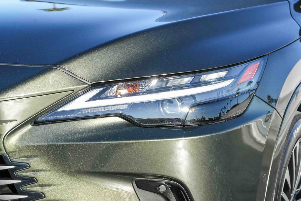 Used 2024 Lexus RX 350 AWD image 5