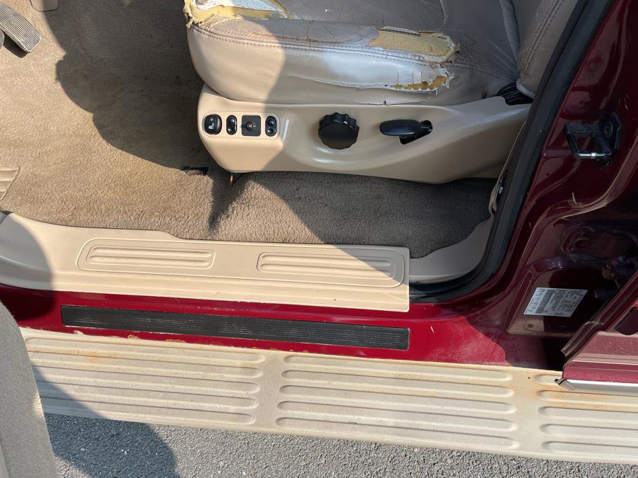 Used 2001 Ford Expedition Eddie Bauer image 18