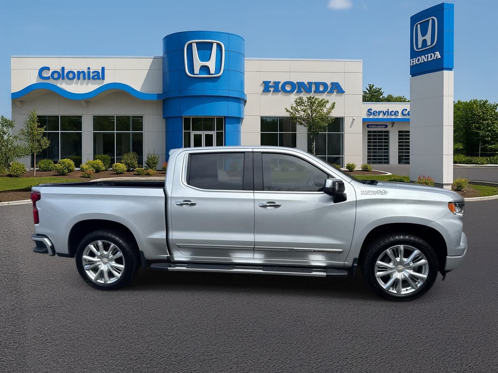 Used 2022 Chevrolet Silverado 1500 High Country AWD/4WD image 8