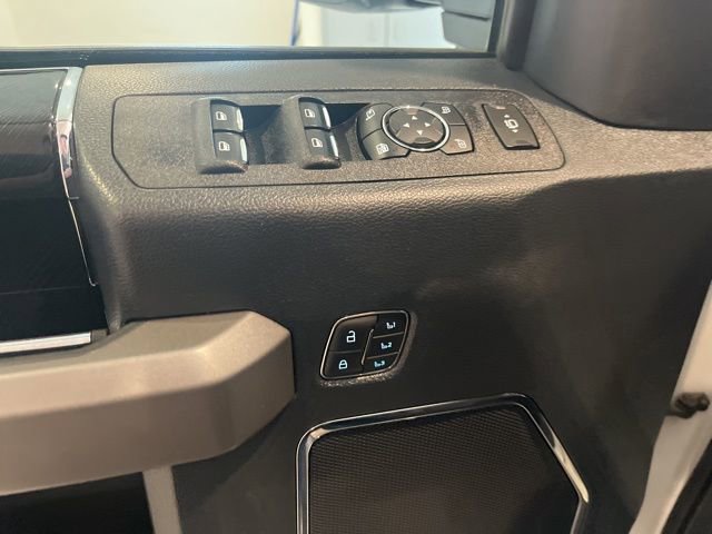 Used 2022 Ford F350 Platinum w/ Snow Plow Prep Package image 18