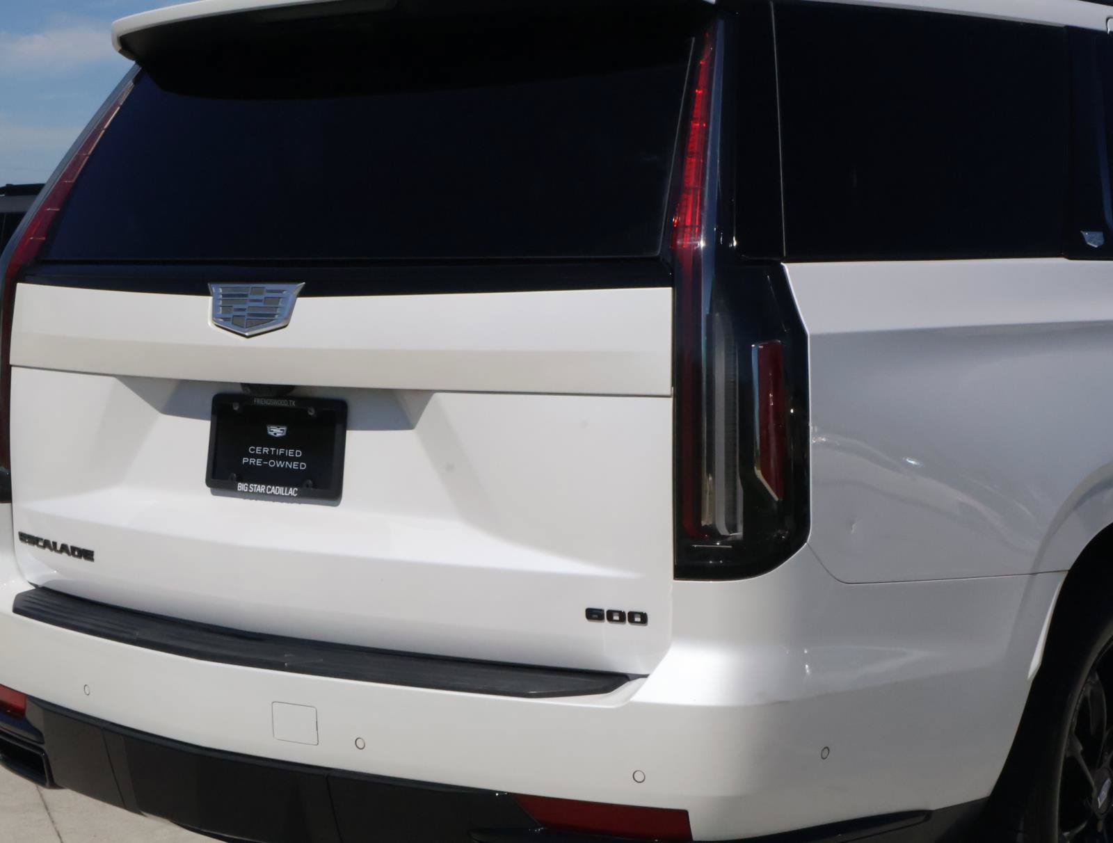 Certified 2023 Cadillac Escalade Sport Platinum w/ LPO, ONYX Package AWD/4WD image 11