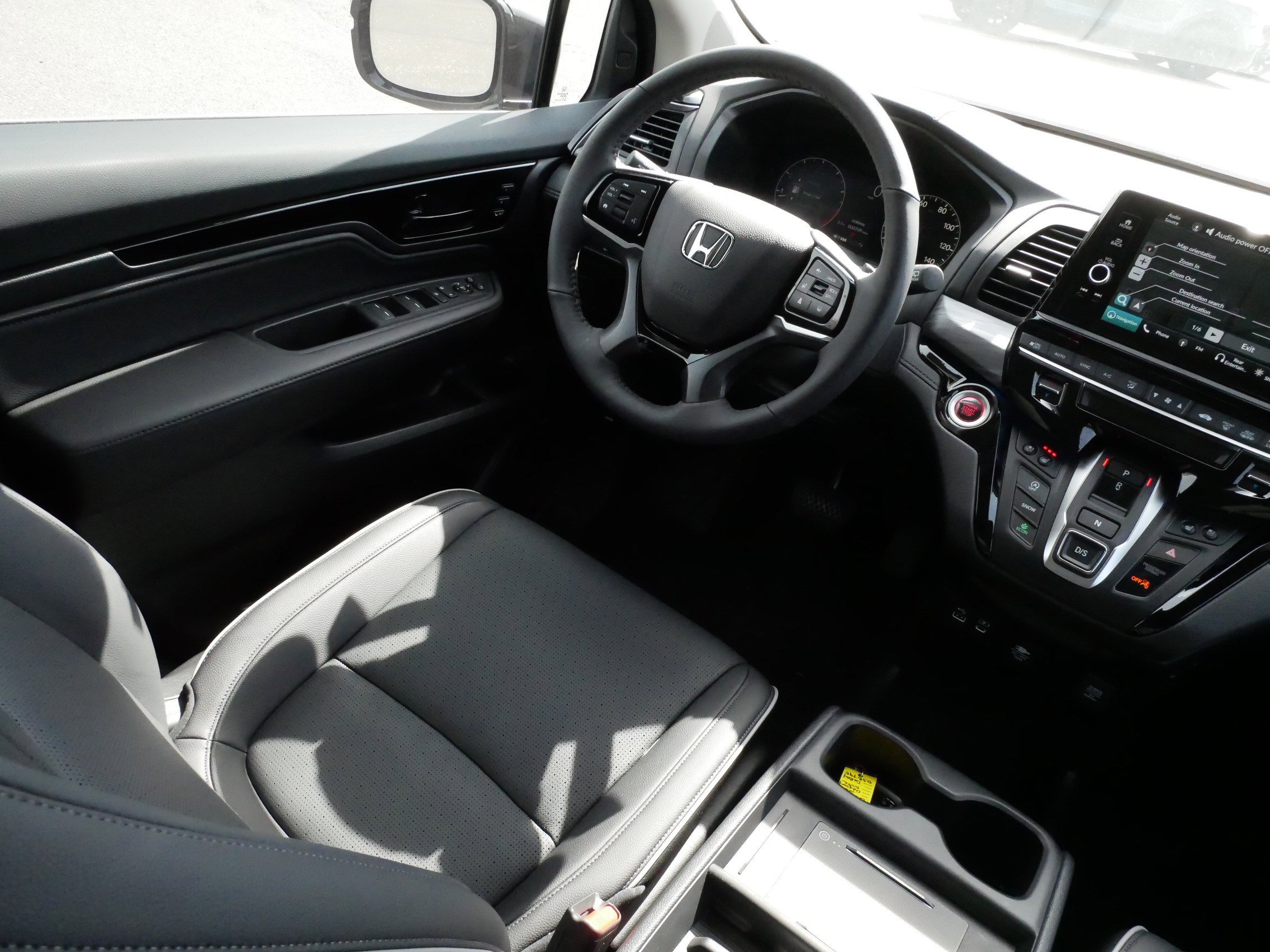Certified 2026 Honda Odyssey Elite image 9
