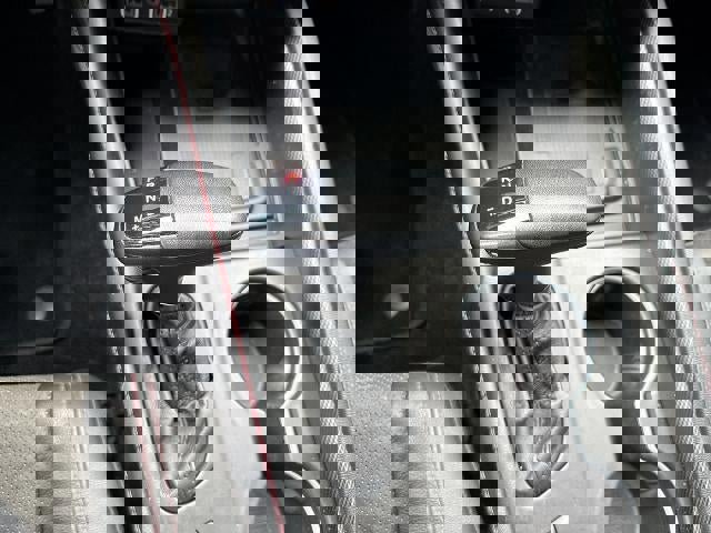 Used 2021 Dodge Durango R/T w/ Technology Group image 16