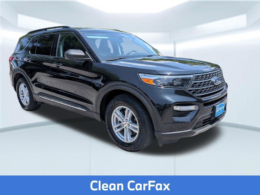 Used 2023 Ford Explorer XLT w/ Equipment Group 202A RWD image 9