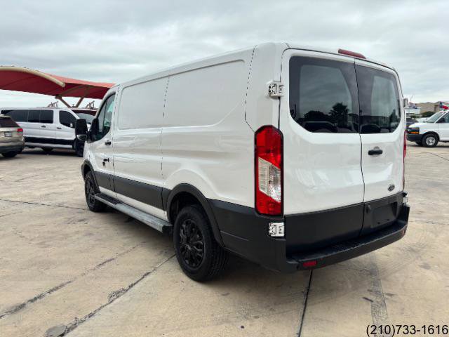 Used 2017 Ford Transit 250 130 Low Roof w/ Exterior Upgrade Package RWD image 5