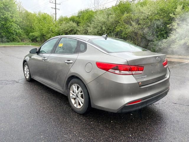 Used 2018 Kia Optima LX FWD image 3