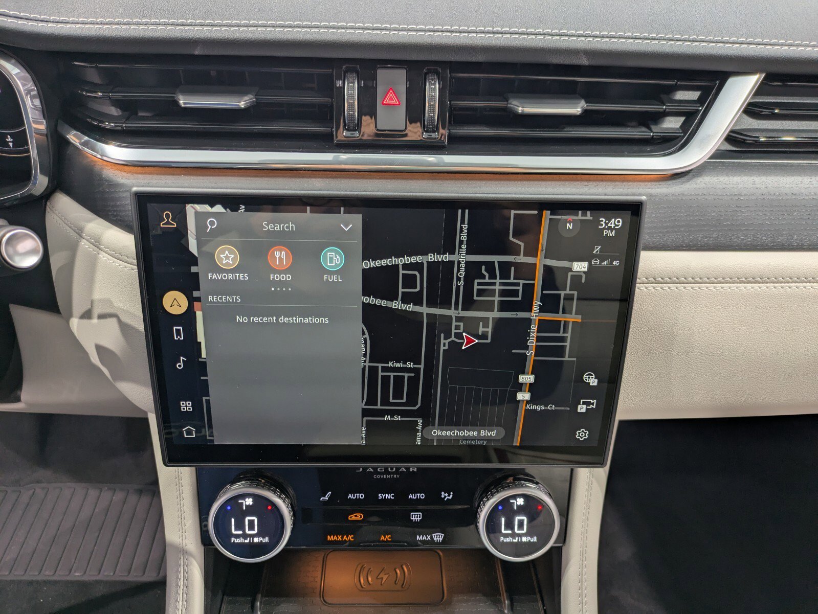 New 2026 Jaguar F-PACE R-Dynamic S image 17