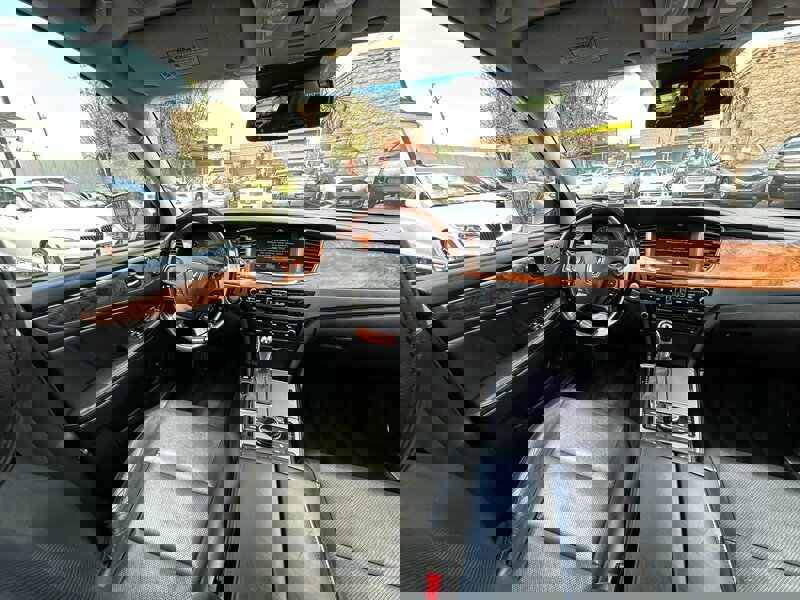 Used 2014 Hyundai Equus Signature RWD image 15