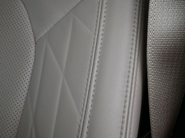 Used 2023 Ford Expedition Platinum image 13