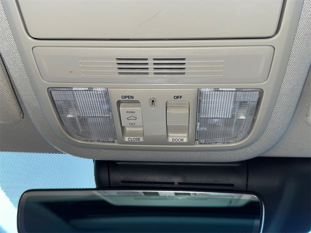 Used 2019 Honda Accord EX-L image 18