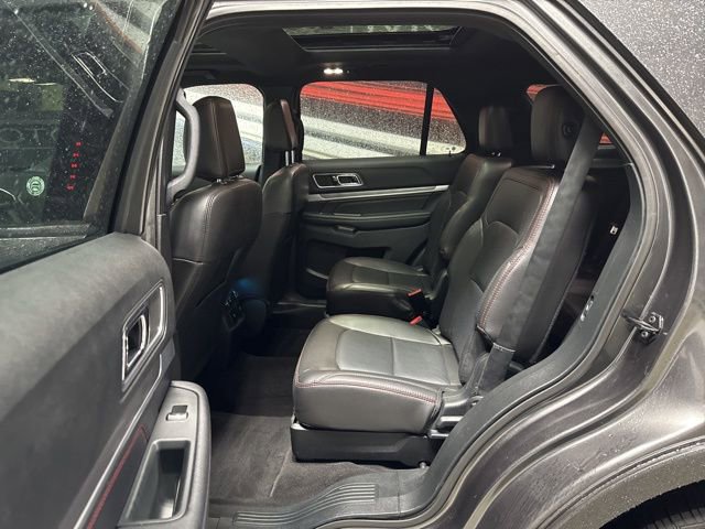 Used 2018 Ford Explorer Sport w/ Equipment Group 401A image 14