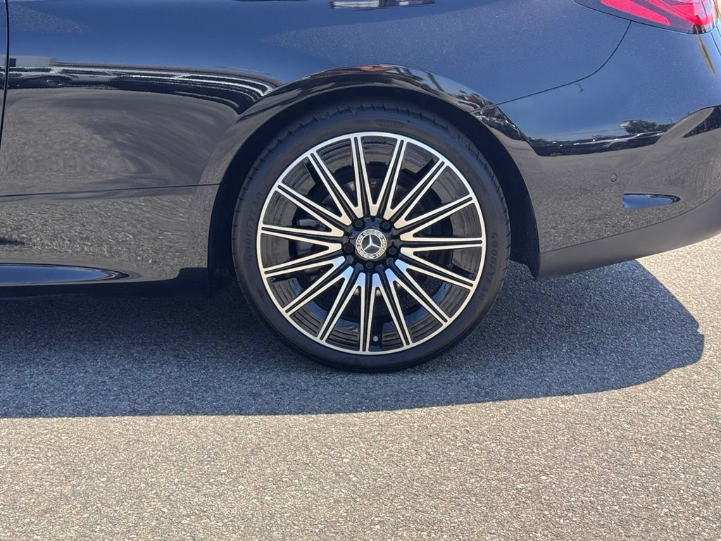 Used 2025 Mercedes-Benz CLE 300 4MATIC Coupe image 15
