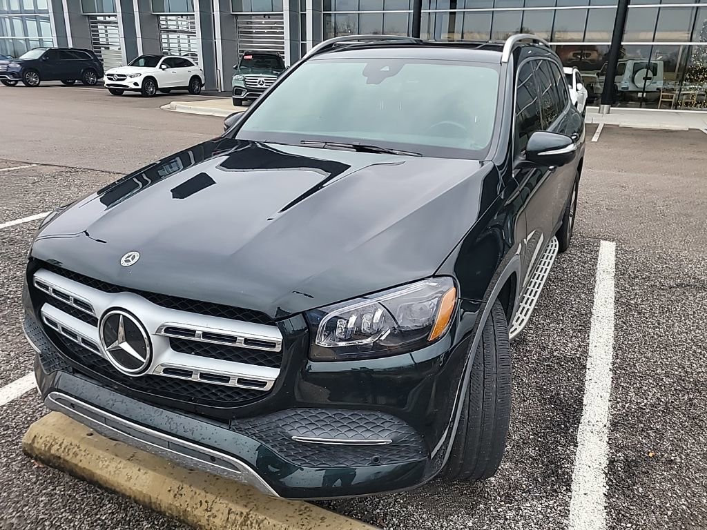 Used 2021 Mercedes-Benz GLS 450 4MATIC image 2