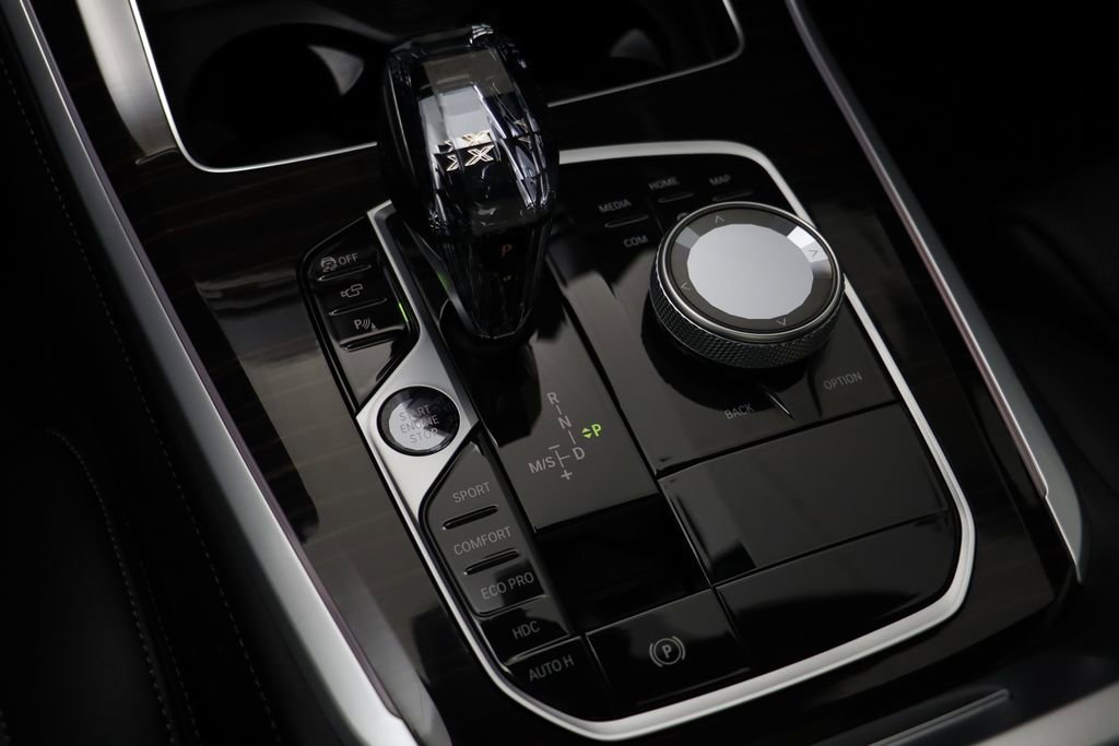 Certified 2023 BMW X5 xDrive40i w/ Executive Package image 12