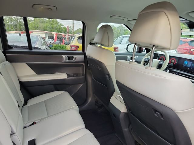 Used 2024 Hyundai Santa Fe SEL FWD image 32