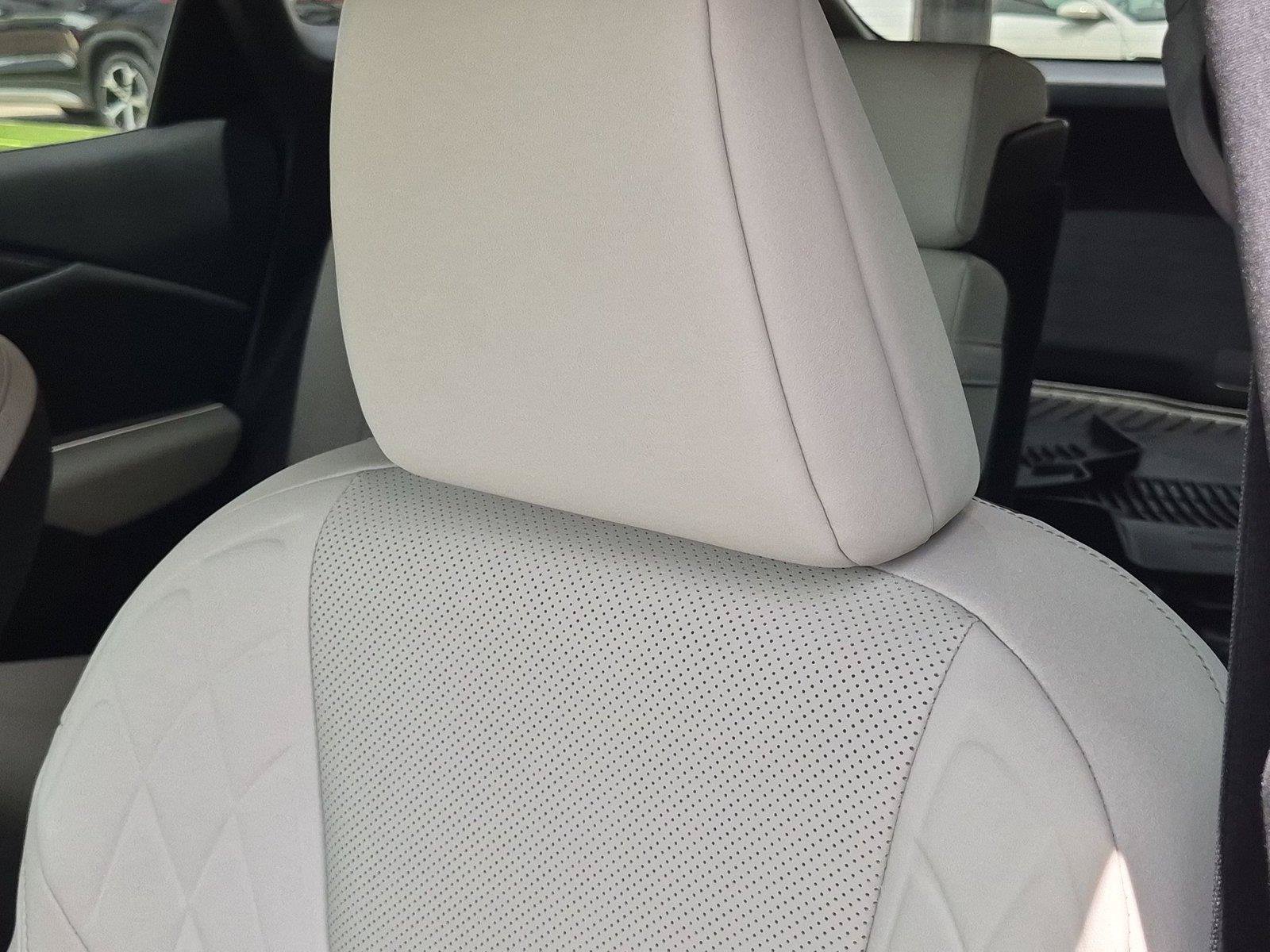 Used 2025 Lexus RX 350 Premium w/ Convenience Package FWD image 10