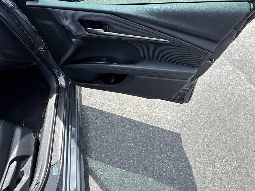 Certified 2025 Toyota Camry SE FWD image 14