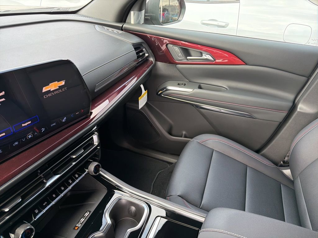 New 2026 Chevrolet Traverse Z71 w/ Driver Confidence Package image 29